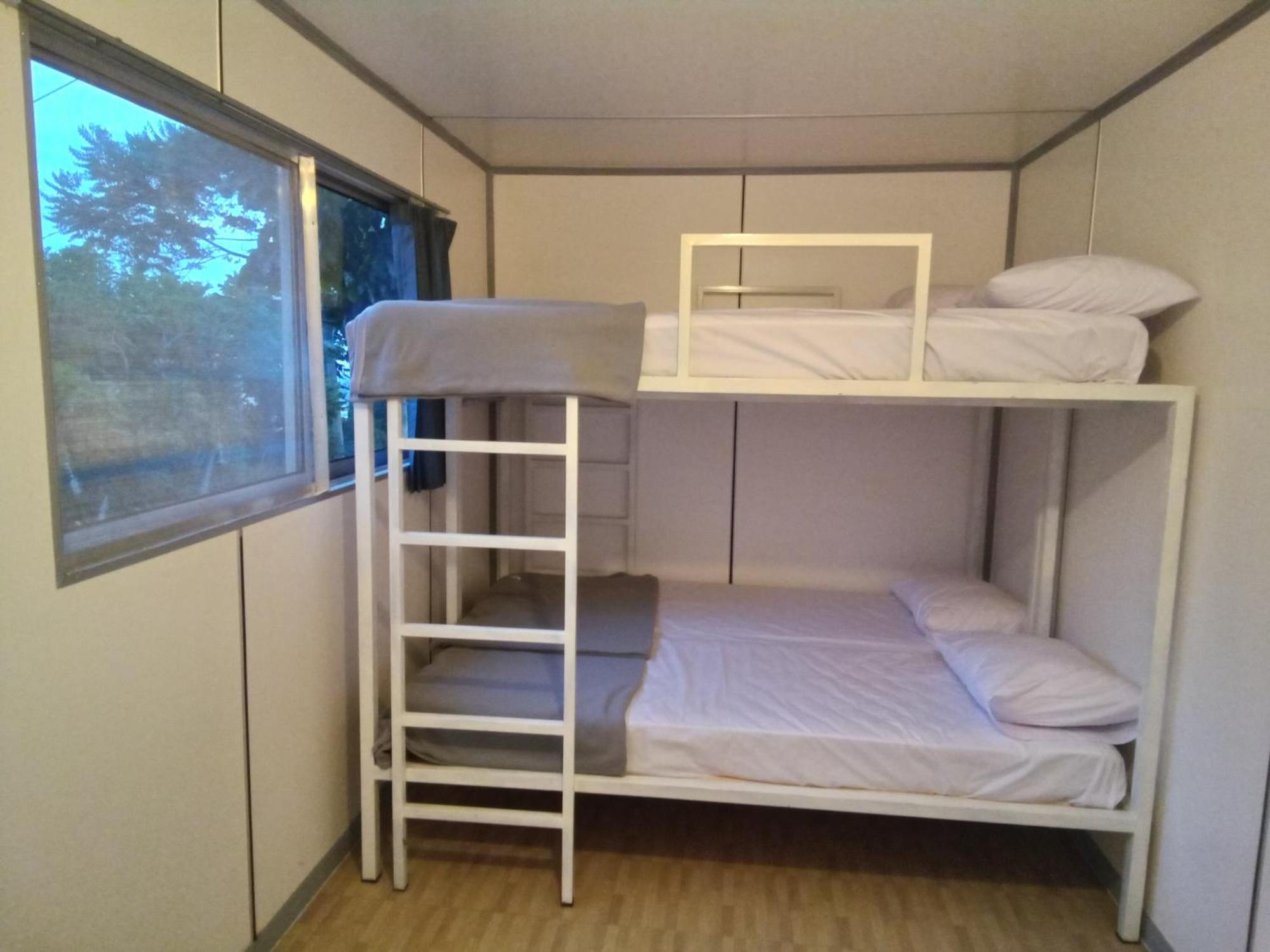 Hotel Bukit Pinus Tegalharendong المظهر الخارجي الصورة